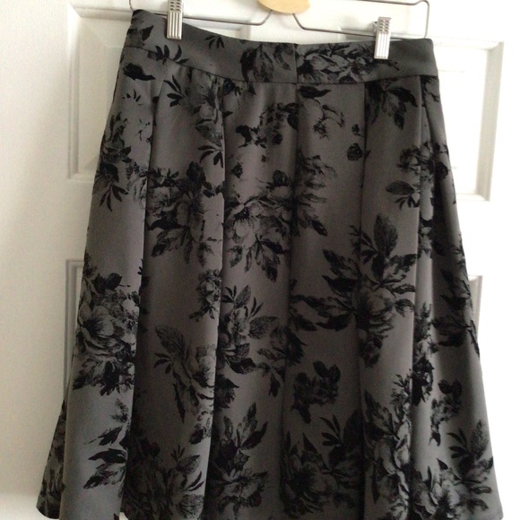 Faith and joy skirt - Picture 1 of 12